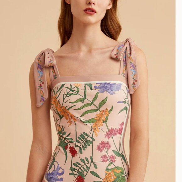 Visual Mood Reversible Tie-shoulder One Piece Swimsuit - Picture 4 of 9